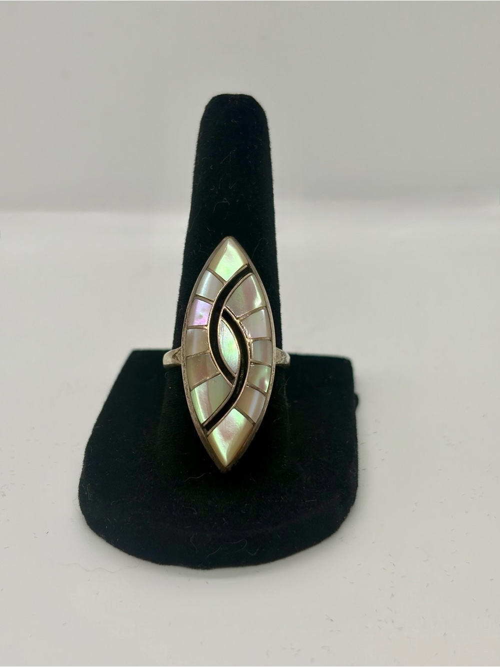 Vintage Sterling Silver Zuni Style Mother of Pearl Inlay Navette Ring Sz 7